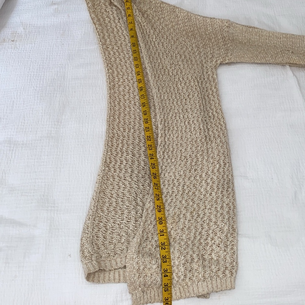 Women’s Cardigan - Picture 11 of 12